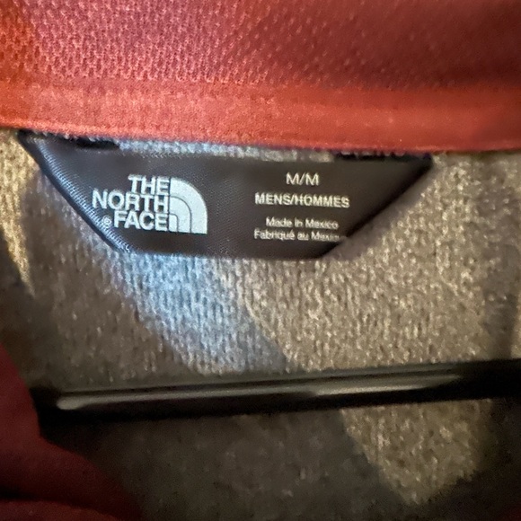 THE NORTH FACE  MENS HOODIE SIZE MEDIUM| HOODIES| OUTDOOR WEAR - Picture 8 of 10